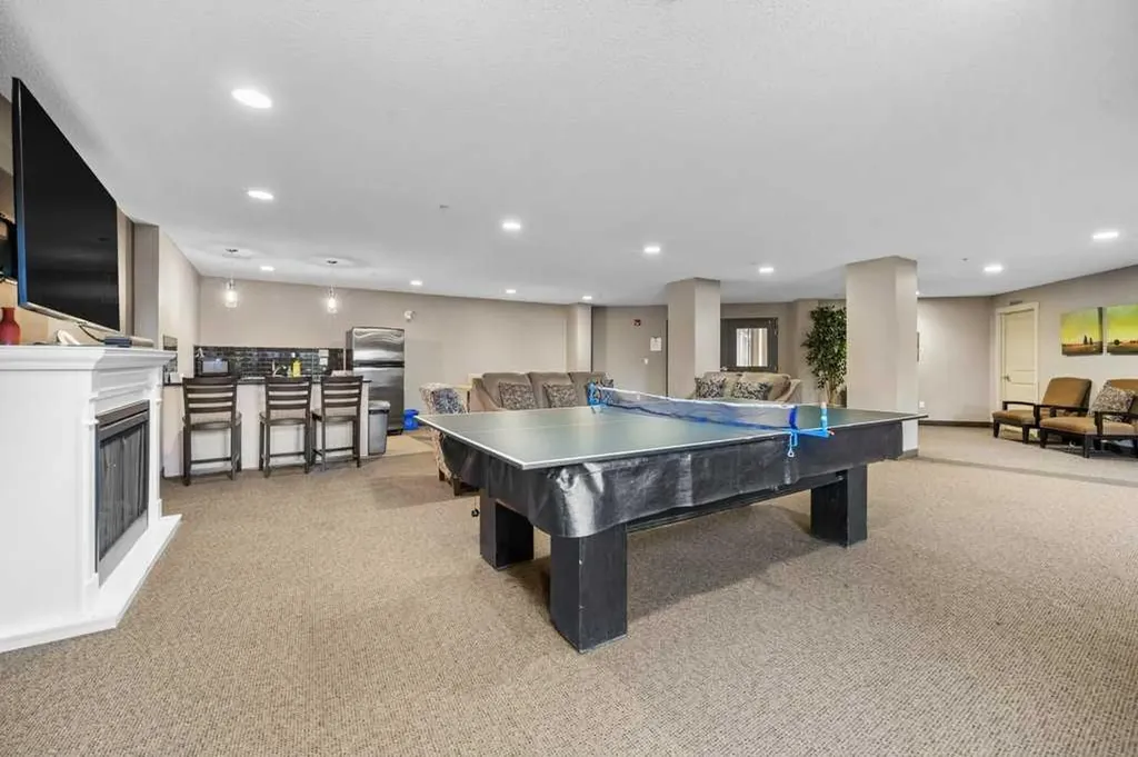 11811 Lake Fraser Drive SE Calgary AB T2J 7J4