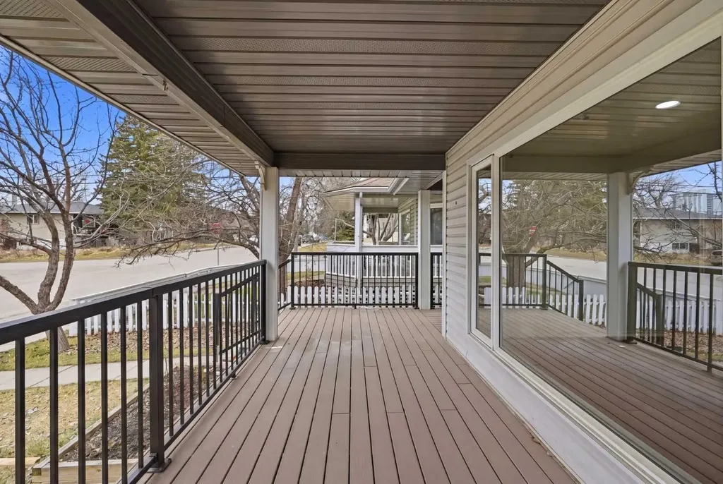 924 19 Avenue NW Calgary AB T2M0Z5