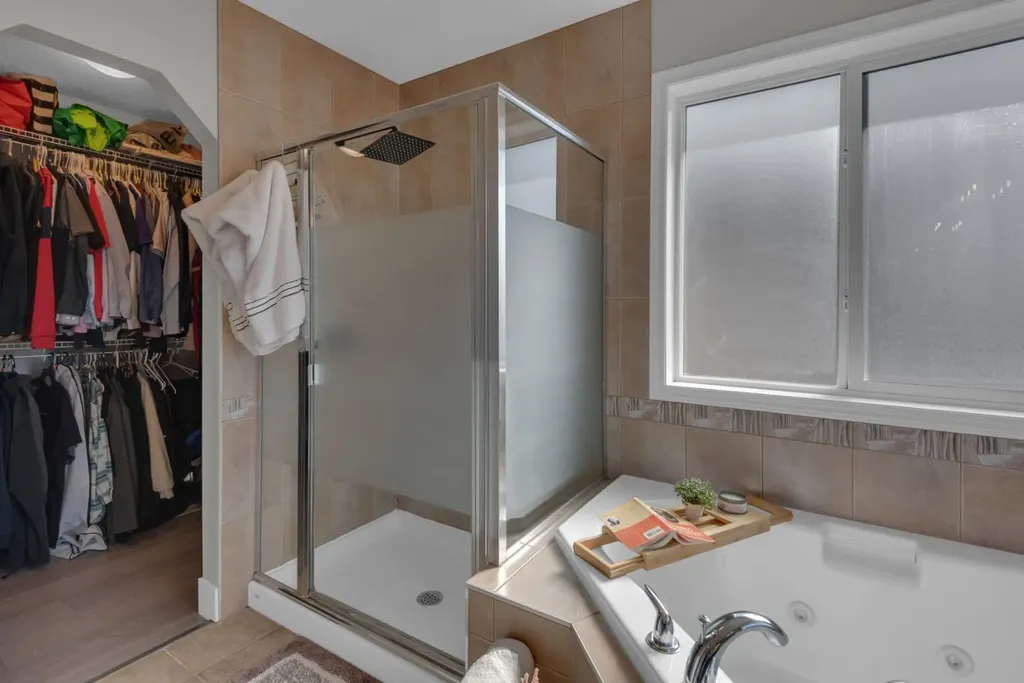 69 Morningside Circle SW Airdrie AB T4B0L7