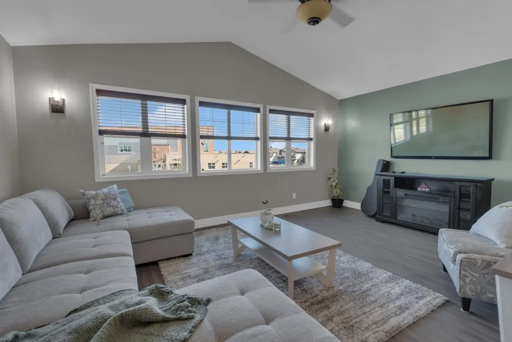 69 Morningside Circle SW Airdrie AB T4B0L7