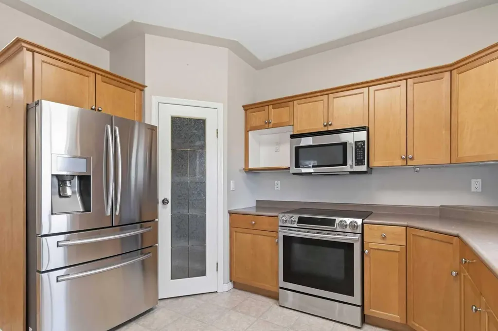 178 St. Laurent Way Fort Mcmurray AB T9K 2K1