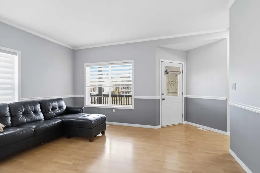 178 St. Laurent Way Fort Mcmurray AB T9K 2K1