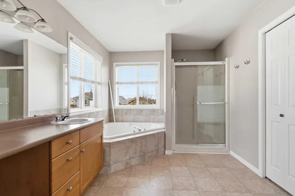 178 St. Laurent Way Fort Mcmurray AB T9K 2K1