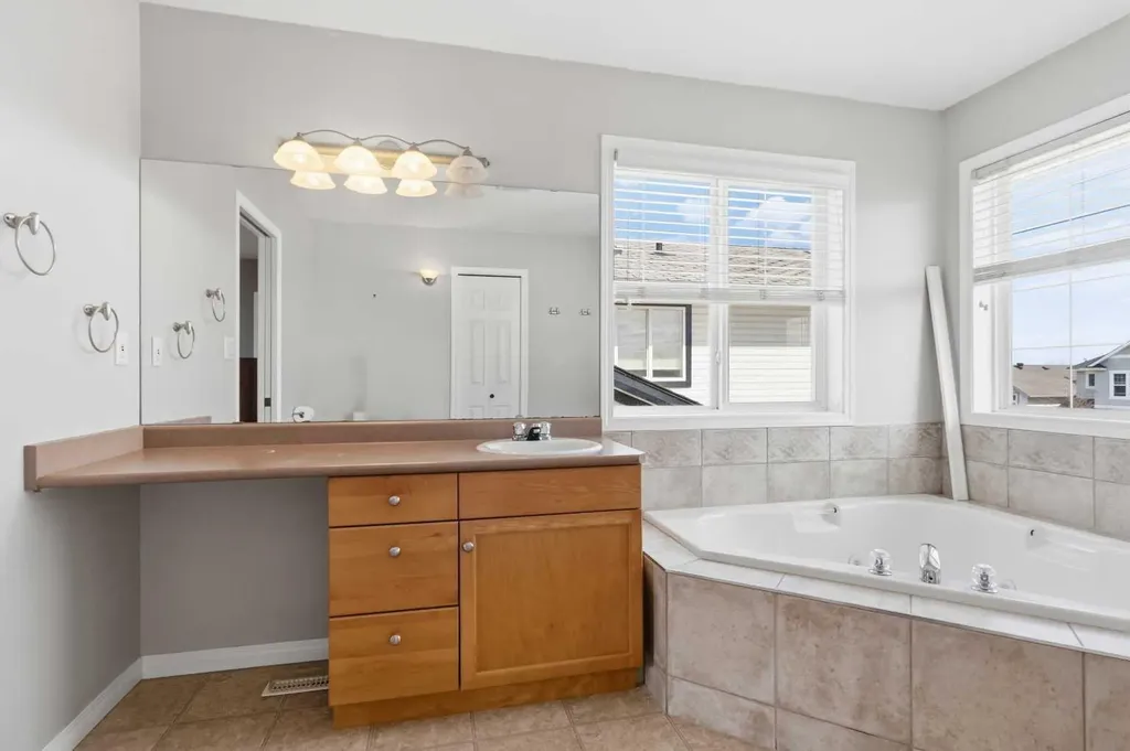 178 St. Laurent Way Fort Mcmurray AB T9K 2K1