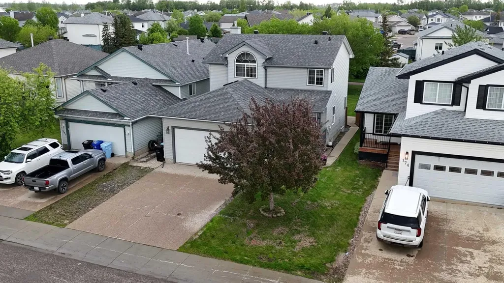 178 St. Laurent Way Fort Mcmurray AB T9K 2K1