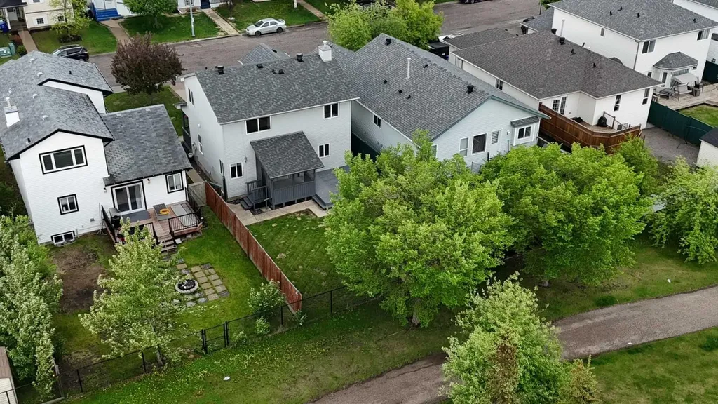 178 St. Laurent Way Fort Mcmurray AB T9K 2K1