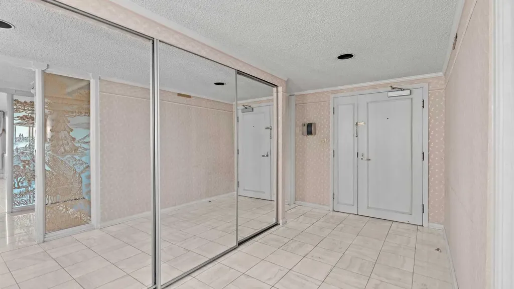 500 Eau Claire Avenue SW Calgary AB T2P3R8