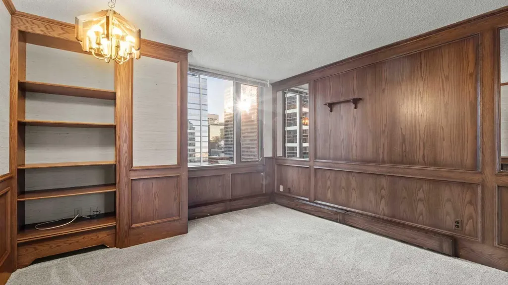 500 Eau Claire Avenue SW Calgary AB T2P3R8