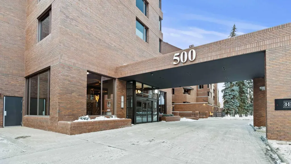 500 Eau Claire Avenue SW Calgary AB T2P3R8