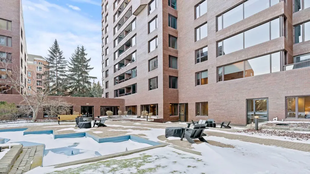 500 Eau Claire Avenue SW Calgary AB T2P3R8