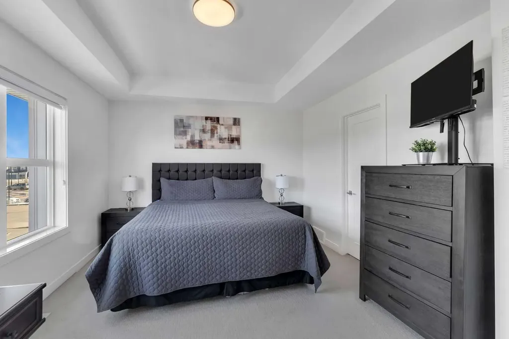 178 Dawson Way Chestermere AB T1X 2R8