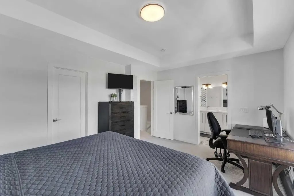 178 Dawson Way Chestermere AB T1X 2R8