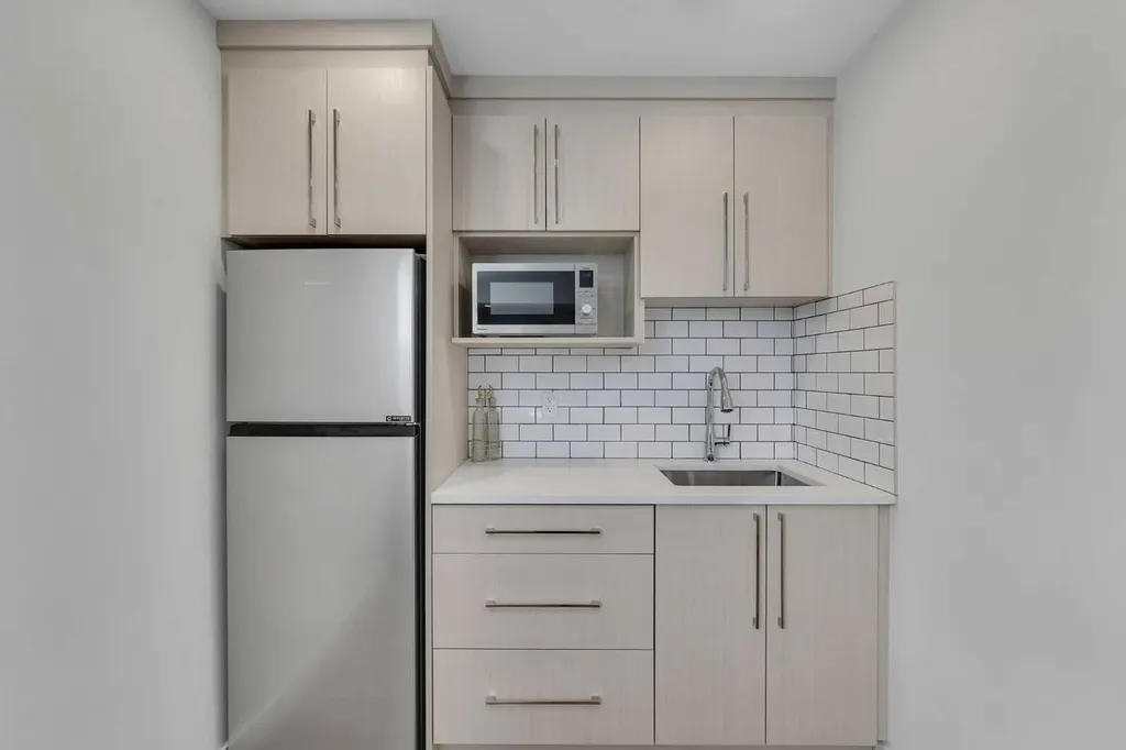 178 Dawson Way Chestermere AB T1X 2R8