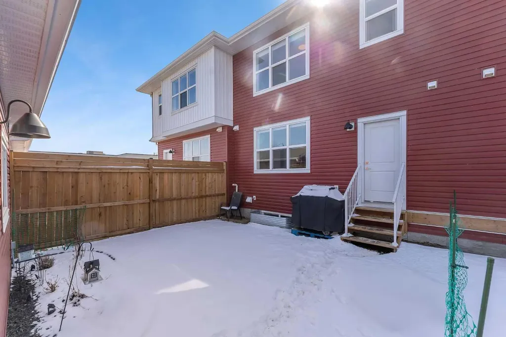 178 Dawson Way Chestermere AB T1X 2R8
