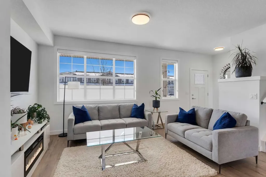 178 Dawson Way Chestermere AB T1X 2R8
