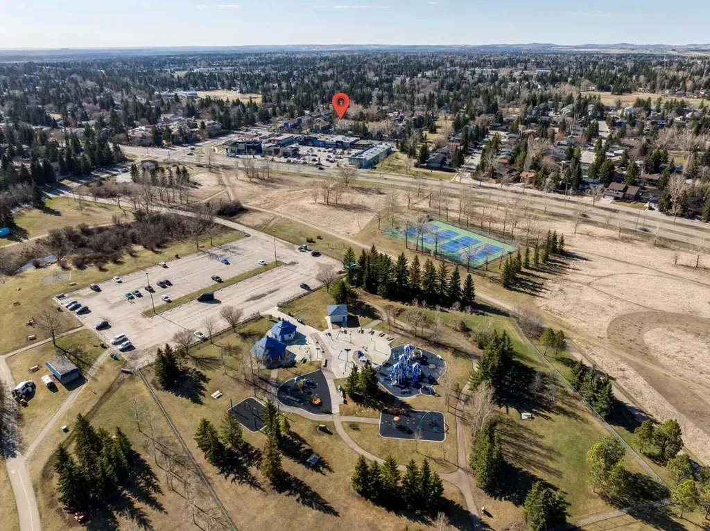 2520 Palliser Drive SW Calgary AB T2V 4S9