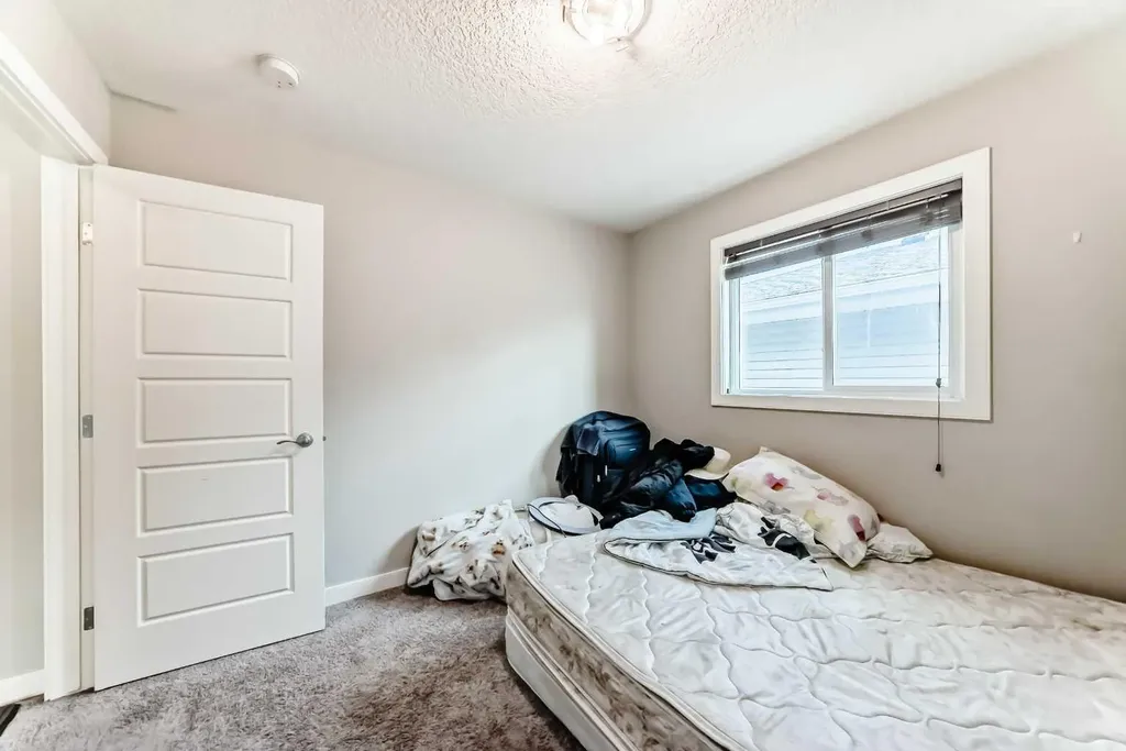 172 Redstone Park NE Calgary AB T3N0P7