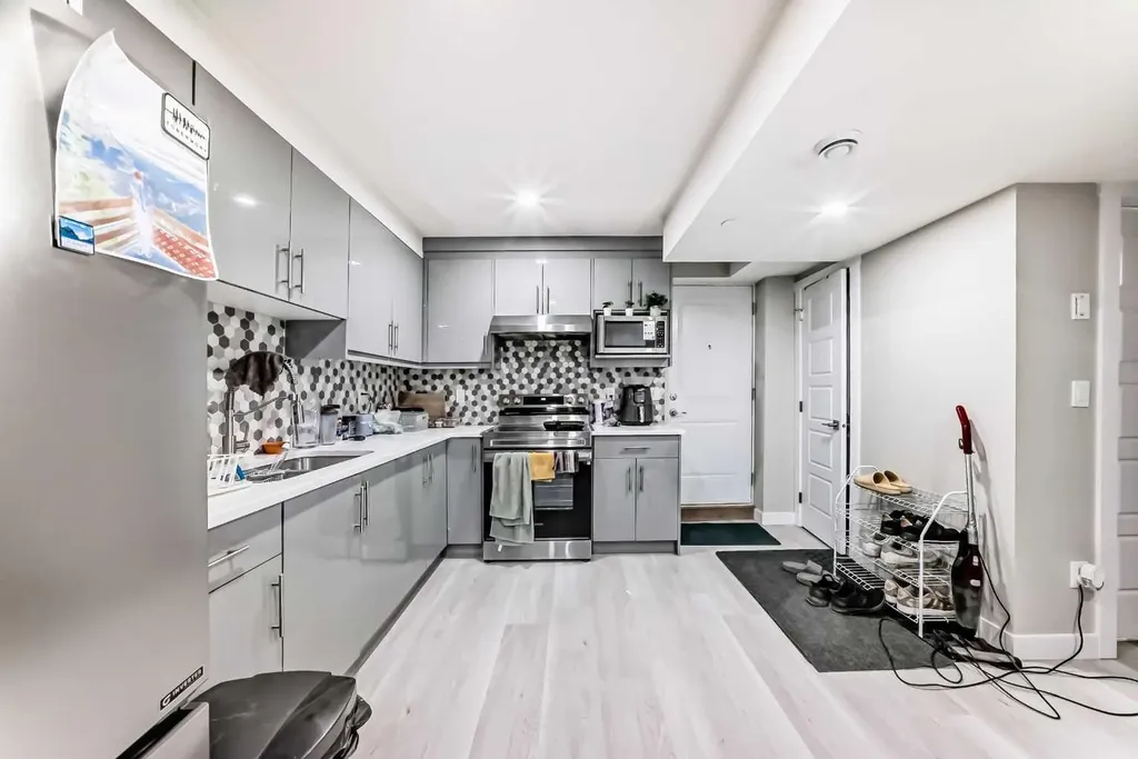172 Redstone Park NE Calgary AB T3N0P7
