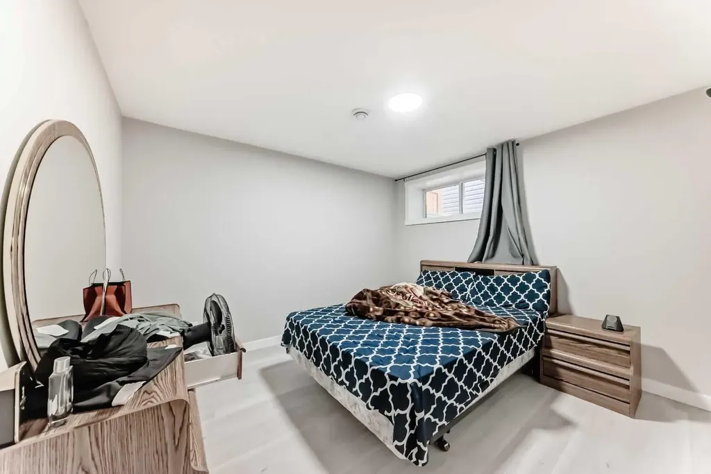 172 Redstone Park NE Calgary AB T3N0P7