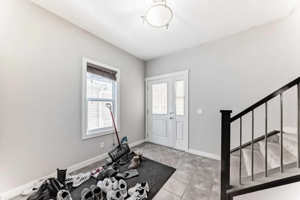 172 Redstone Park NE Calgary AB T3N0P7