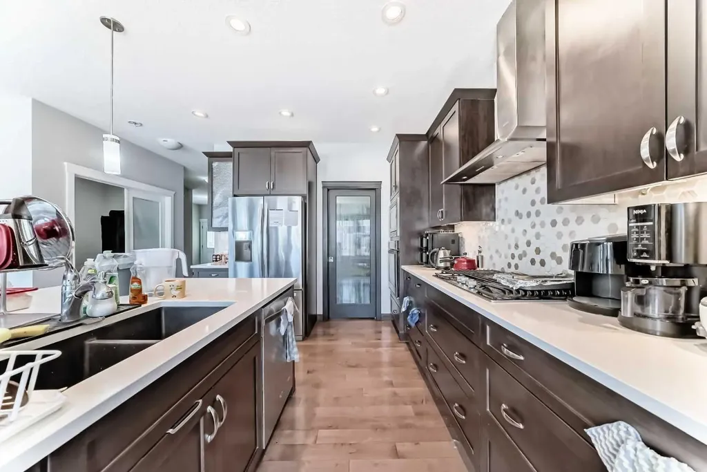 172 Redstone Park NE Calgary AB T3N0P7