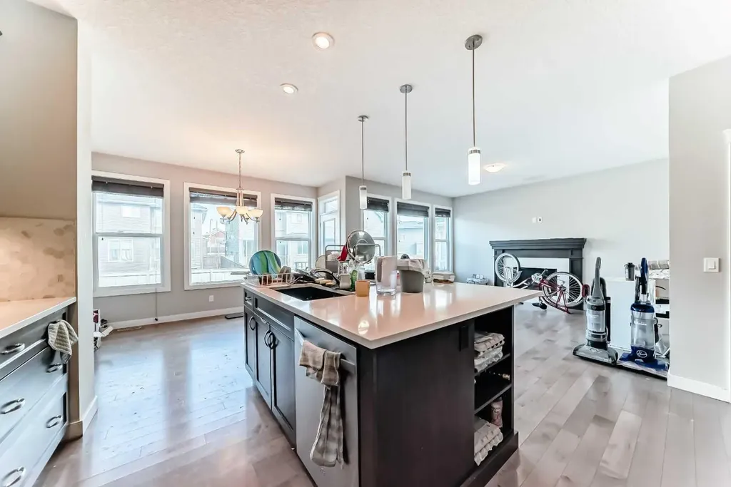 172 Redstone Park NE Calgary AB T3N0P7
