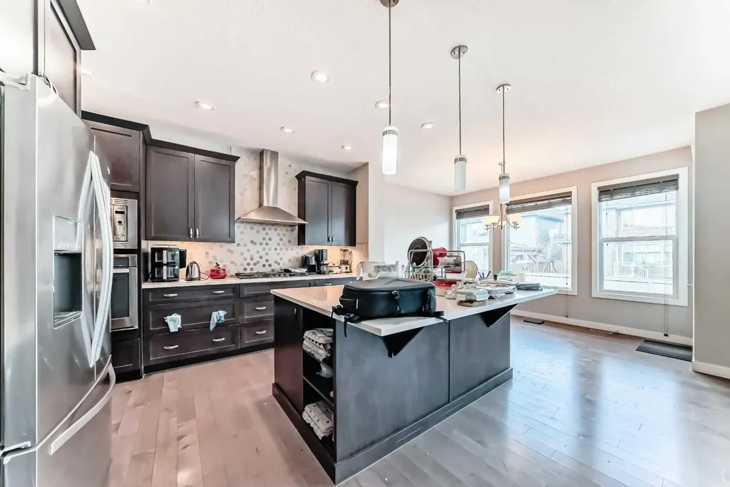 172 Redstone Park NE Calgary AB T3N0P7