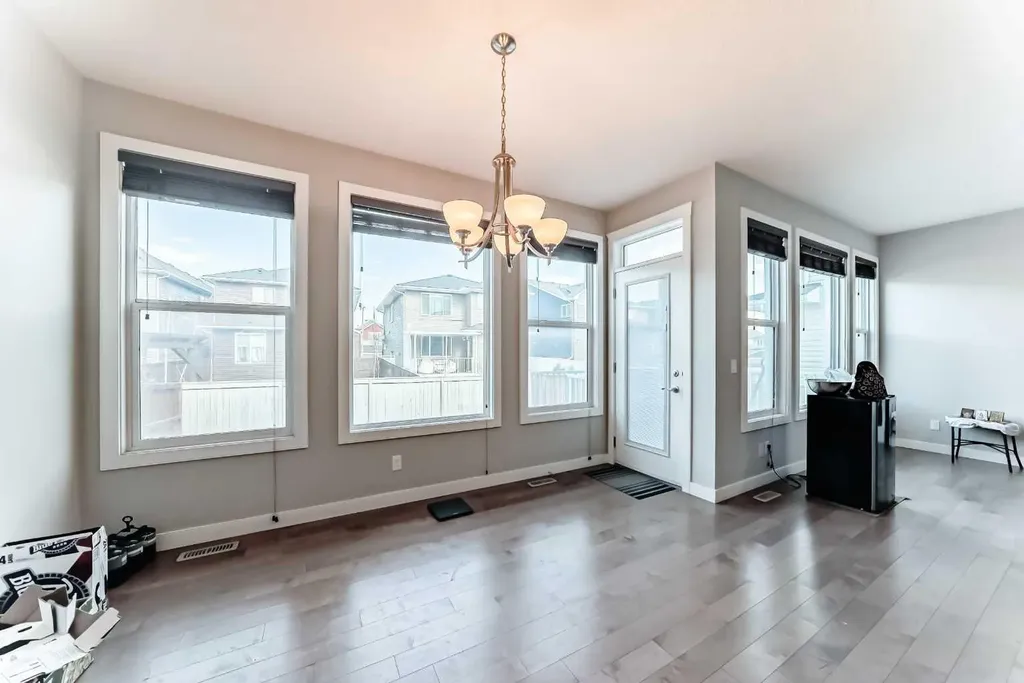 172 Redstone Park NE Calgary AB T3N0P7