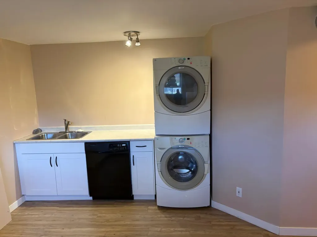 43 Riverwood Manor W Lethbridge AB T1k 7X3