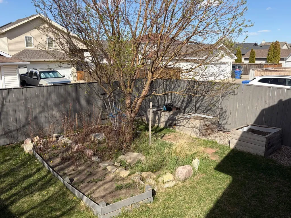 43 Riverwood Manor W Lethbridge AB T1k 7X3