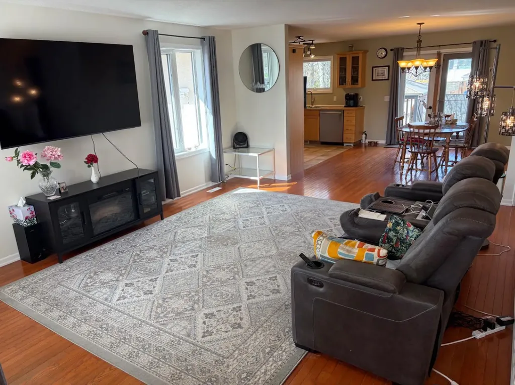 43 Riverwood Manor W Lethbridge AB T1k 7X3