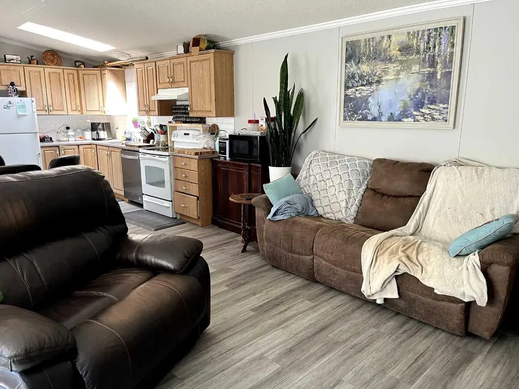6101 20th Avenue Coleman AB T0K0M0