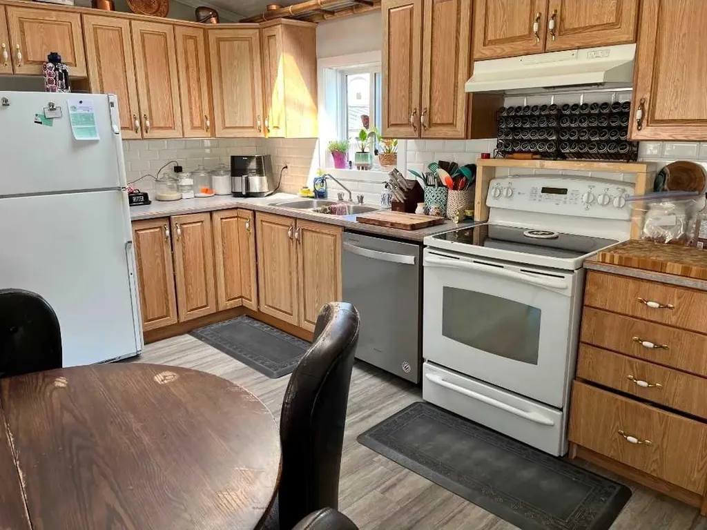6101 20th Avenue Coleman AB T0K0M0