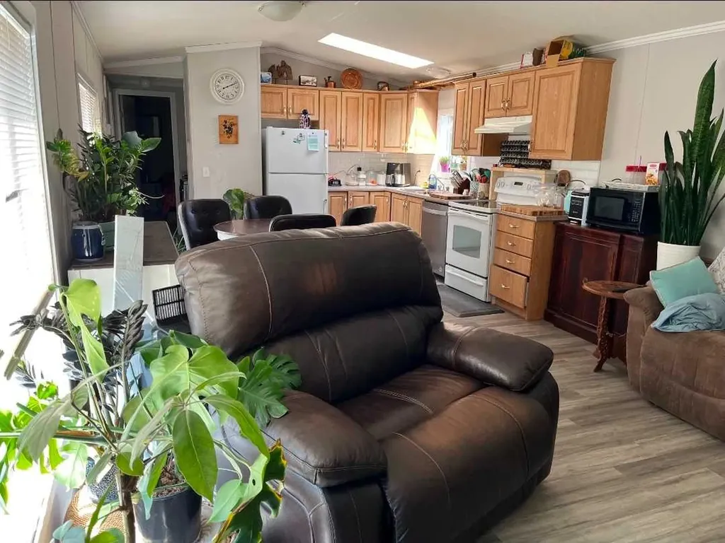 6101 20th Avenue Coleman AB T0K0M0
