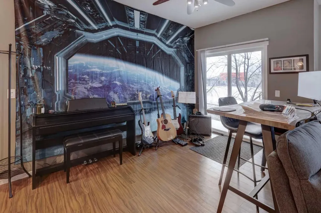 300 Evanscreek Court NW Calgary AB T3P 0B8