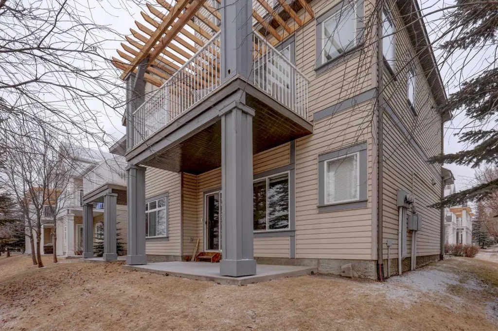 300 Evanscreek Court NW Calgary AB T3P 0B8
