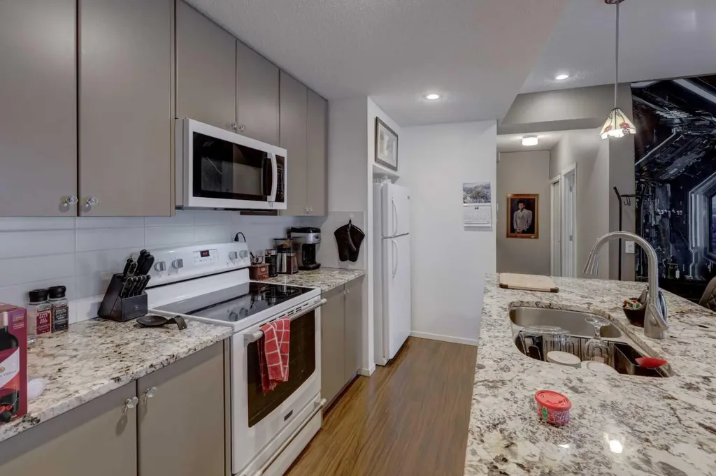 300 Evanscreek Court NW Calgary AB T3P 0B8