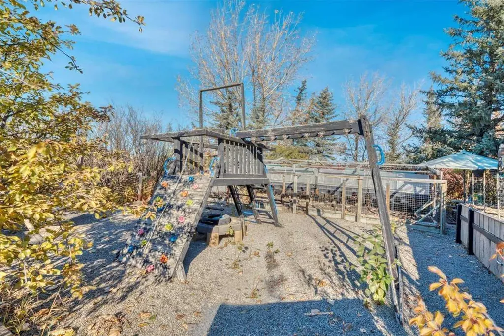 253001 Range Road 280 Rural Rocky View County AB T1Z 0E3