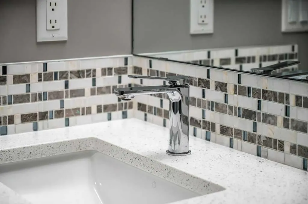 19 Auburn Crest Manor SE Calgary AB T3M 1T7