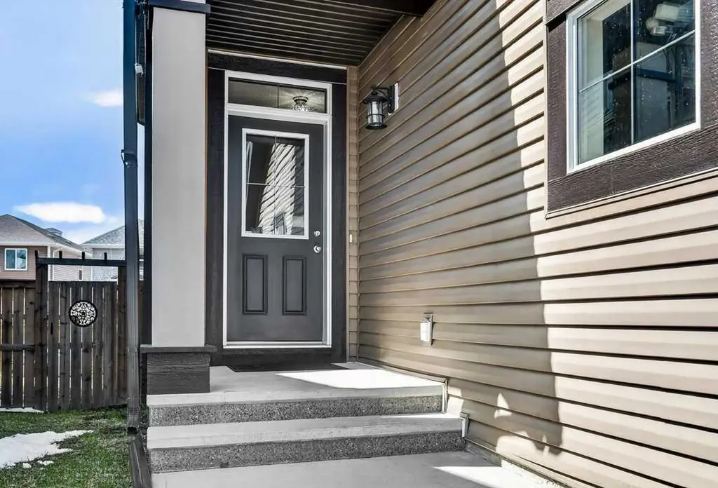 19 Auburn Crest Manor SE Calgary AB T3M 1T7