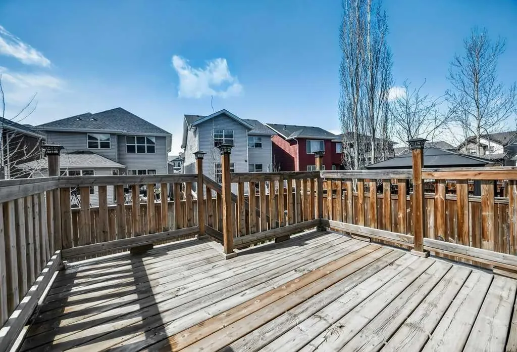 19 Auburn Crest Manor SE Calgary AB T3M 1T7
