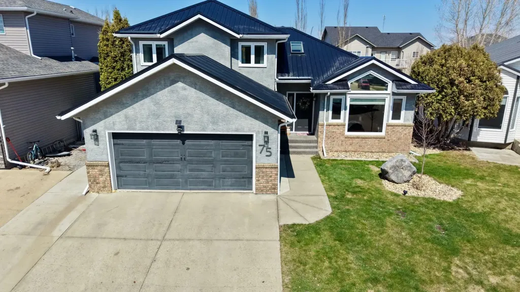 75 Parkland Close E Brooks AB T1R 0M2