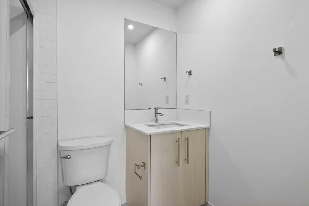 6 Merganser Drive W Chestermere AB T1X2Y2