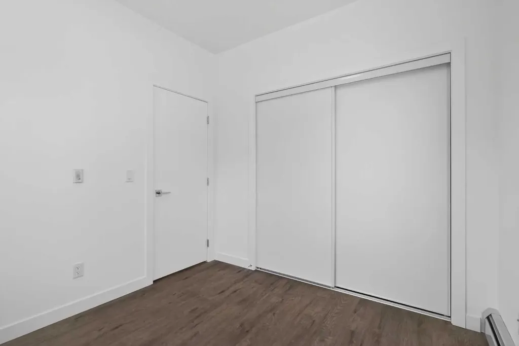 6 Merganser Drive W Chestermere AB T1X2Y2