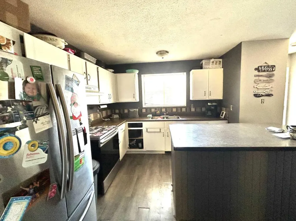 161 Ingram Park Drive E Brooks AB T1R 0J8
