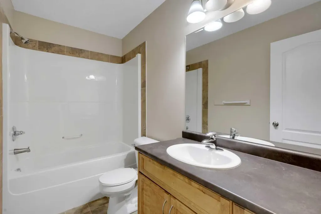 2370 Bayside Road SW Airdrie AB T4B 0M9