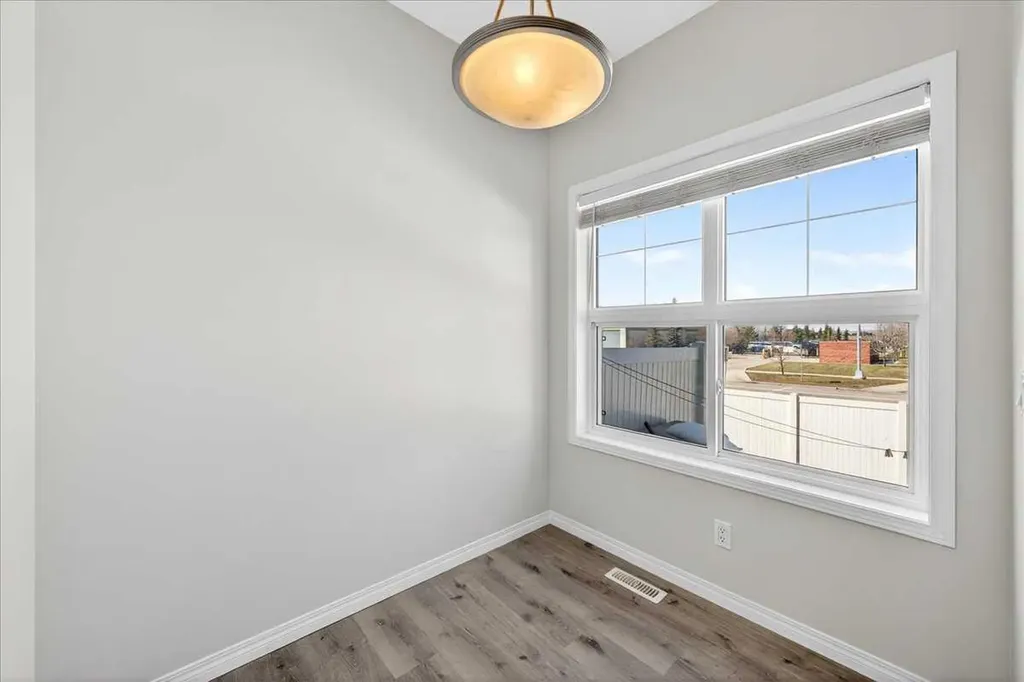 111 Tarawood Lane NE Calgary AB T3J 0G9