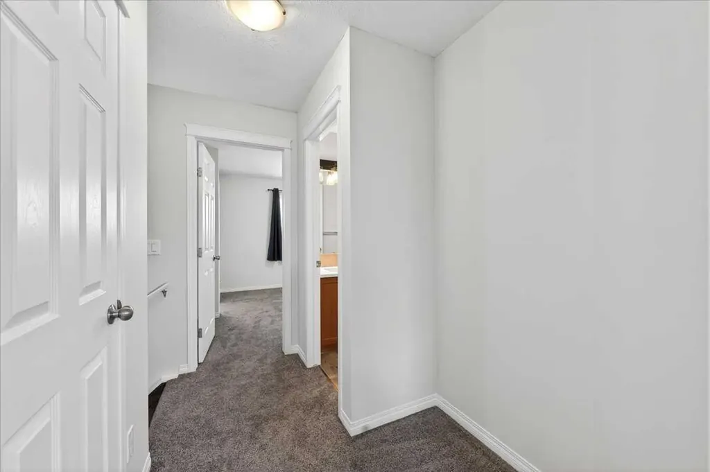 111 Tarawood Lane NE Calgary AB T3J 0G9