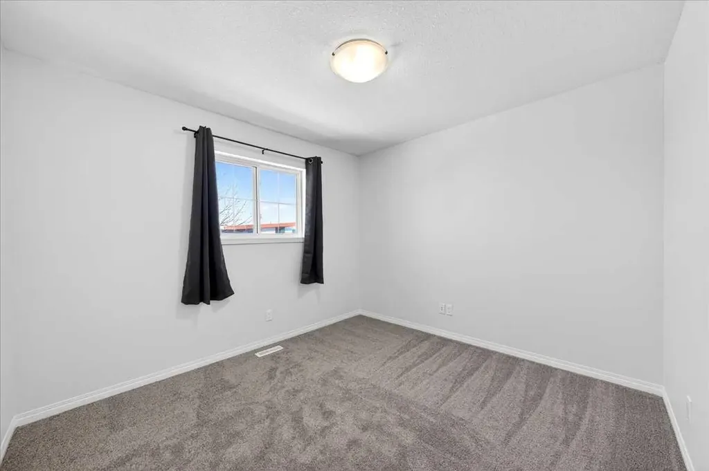 111 Tarawood Lane NE Calgary AB T3J 0G9