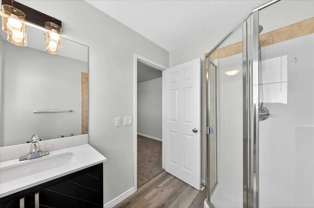 111 Tarawood Lane NE Calgary AB T3J 0G9